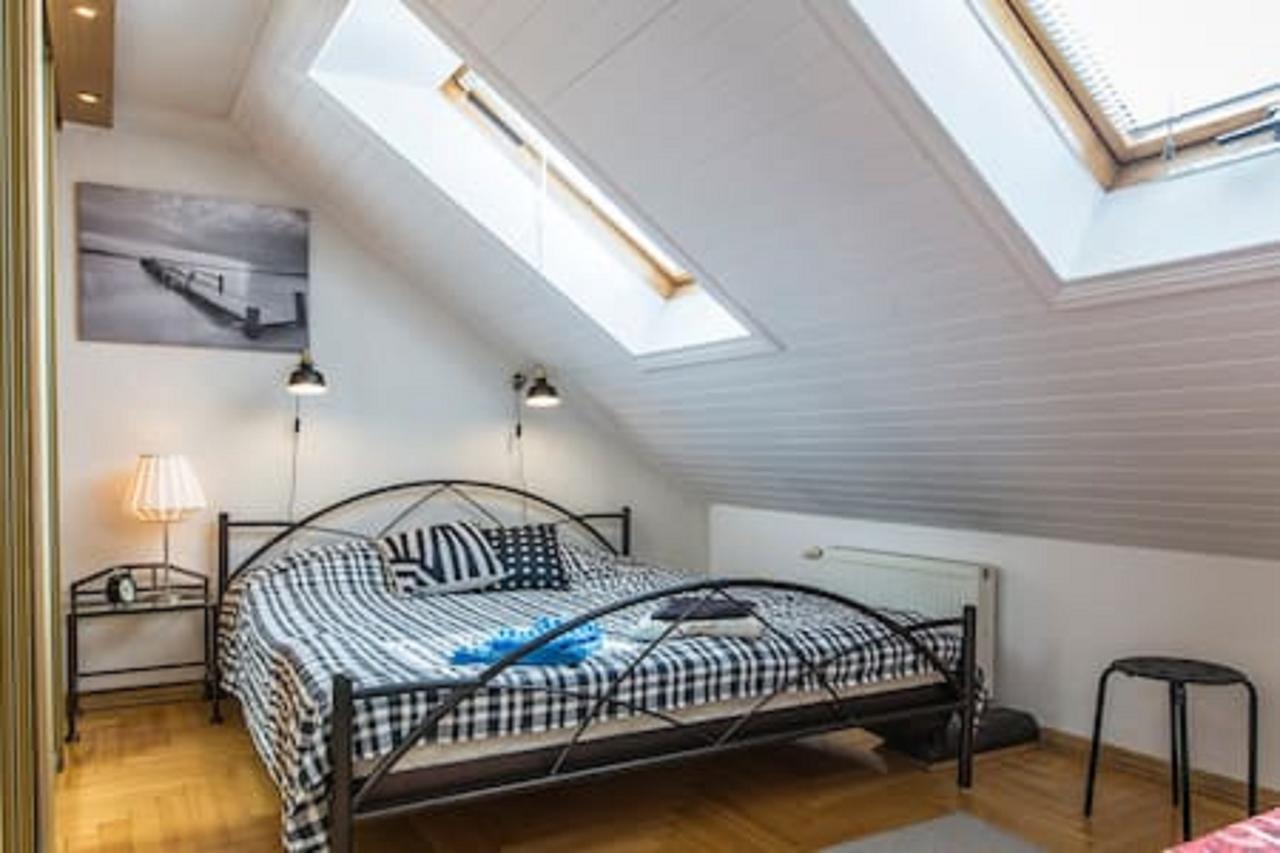 Old Romantic Loft Huoneisto Riika